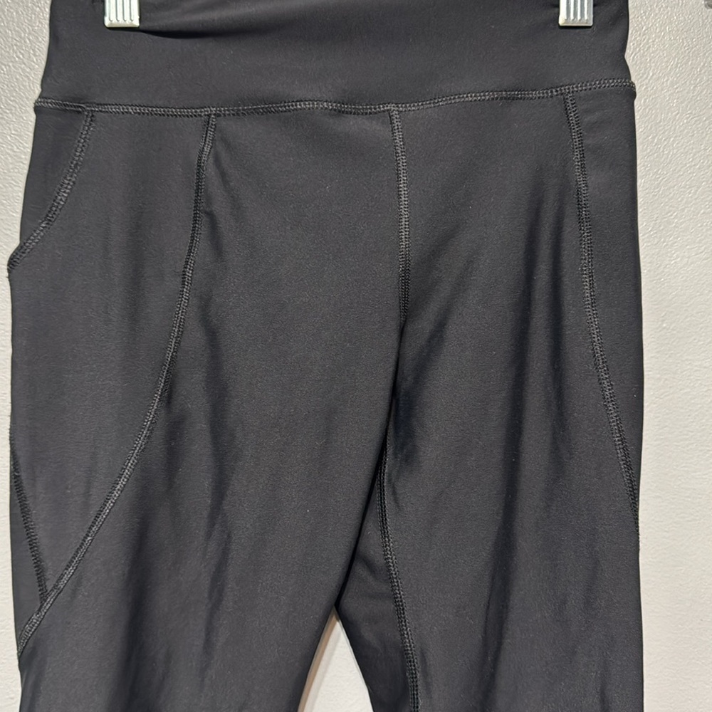Old Navy leggings - Picture 3 of 4